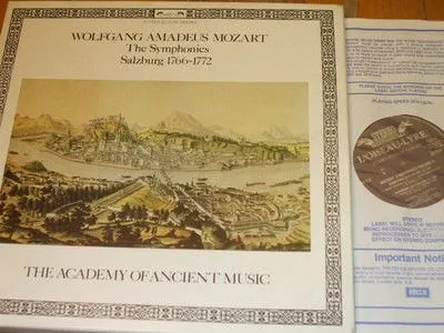 莫扎特《交响乐萨尔茨堡1766年至1772年》-克里斯托弗·霍格伍德羽管琴键 杰普·施罗德指挥 古乐学会乐团