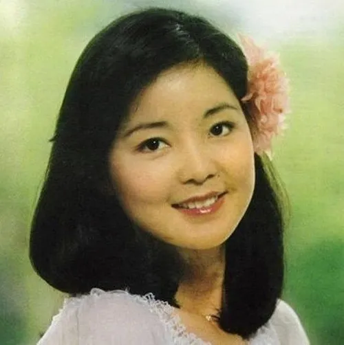 邓丽君