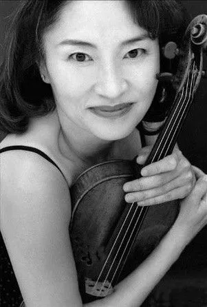 郑京和 (Kyung Wha Chung) 唱片封面