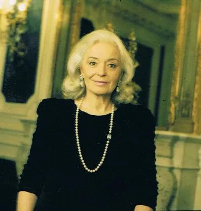 格温尼丝·琼斯 (Gwyneth Jones) 唱片封面