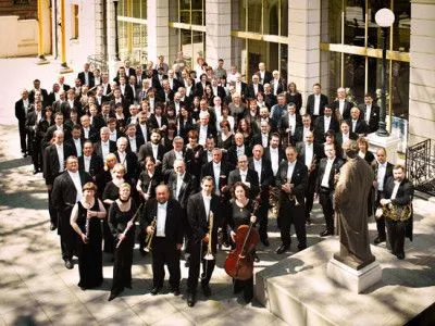 布尔诺爱乐乐团 (Brno State Philharmonic Orchestra) 唱片封面