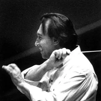 Claudio Abbado (克劳迪奥·阿巴多) album cover