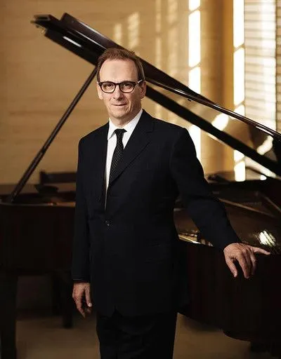 Jeremy Menuhin
