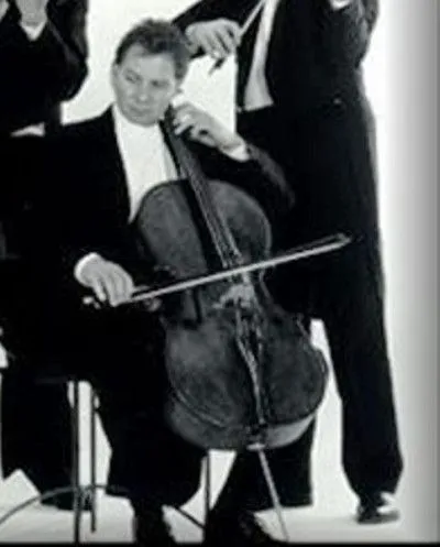Tony Lewis