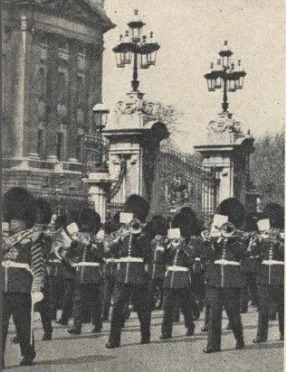 The Band Of The Grenadier Guards 唱片封面