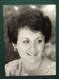 安娜·西格拉斯 (Ana Higueras) 唱片封面