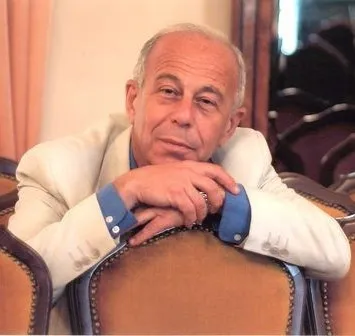 Tigran Alikhanov (季格兰·阿立汉诺夫) album cover