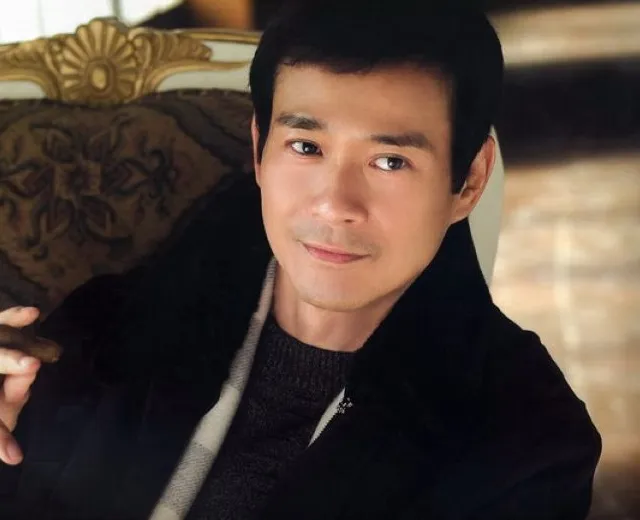 Adam Cheng (郑少秋) album cover