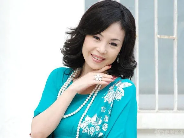 江淑娜 (Nana Chiang) 唱片封面
