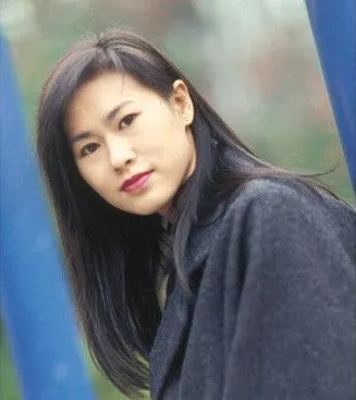 蔡龄龄 (Aling Choi) 唱片封面