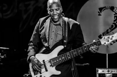 内森·伊斯特 (Nathan East) 唱片封面
